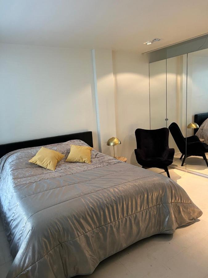 Ferienwohnung Aa Apartament Warschau Exterior foto